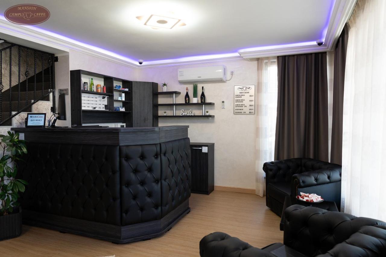 Campus Caffe Mansion Resort